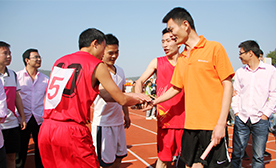 運(yùn)動會.JPG 運(yùn)動會.JPG